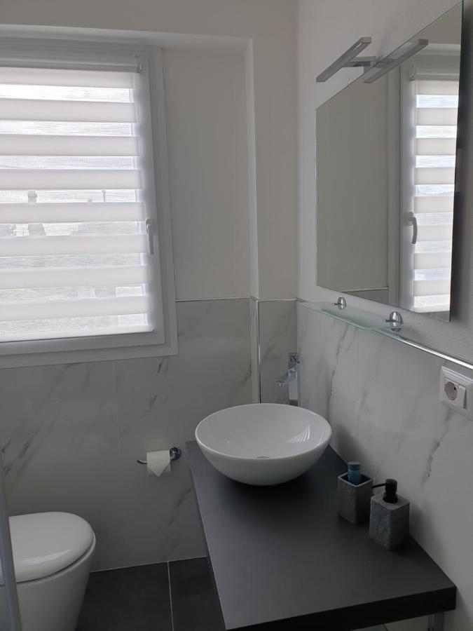 Mare E Vacanze Villa Villa San Pietro Luaran gambar